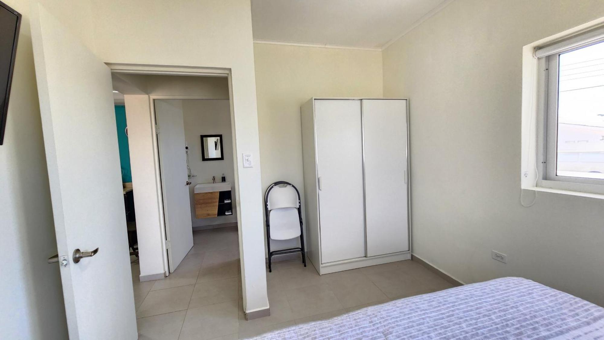 Ocean Breeze Apartments In Aruba Oranjestad Eksteriør billede