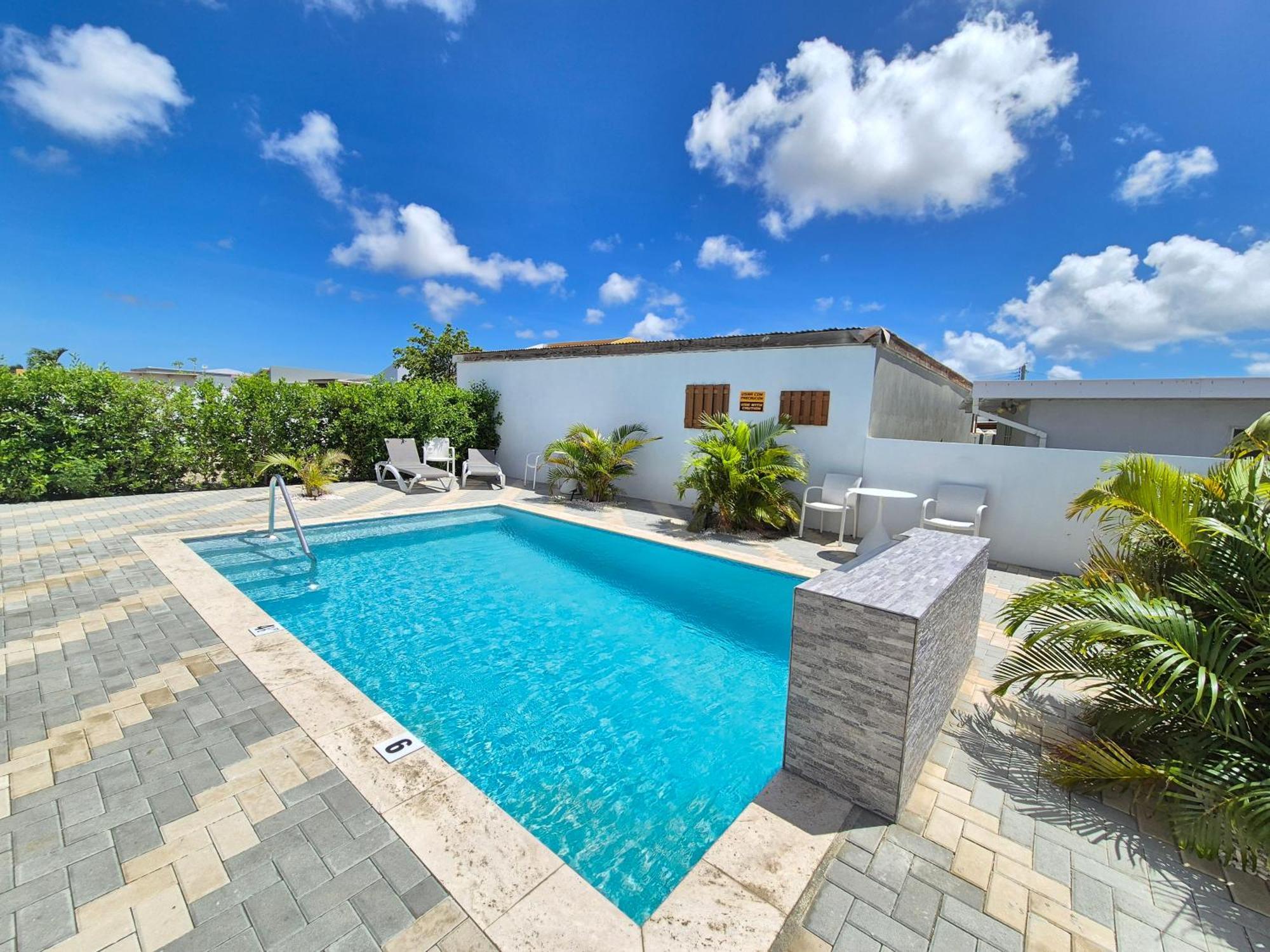 Ocean Breeze Apartments In Aruba Oranjestad Eksteriør billede